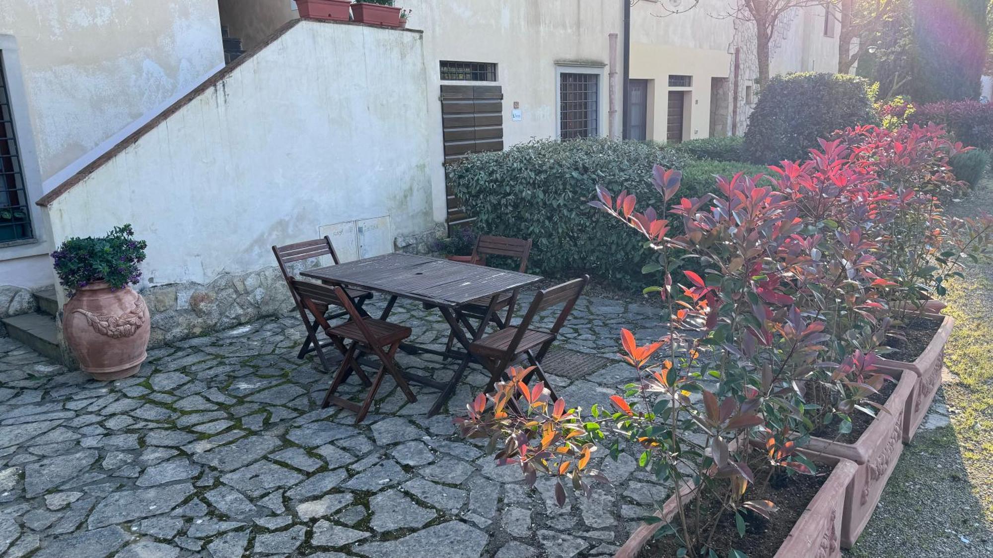 Appartamento Isenesi Gambassi Terme Εξωτερικό φωτογραφία