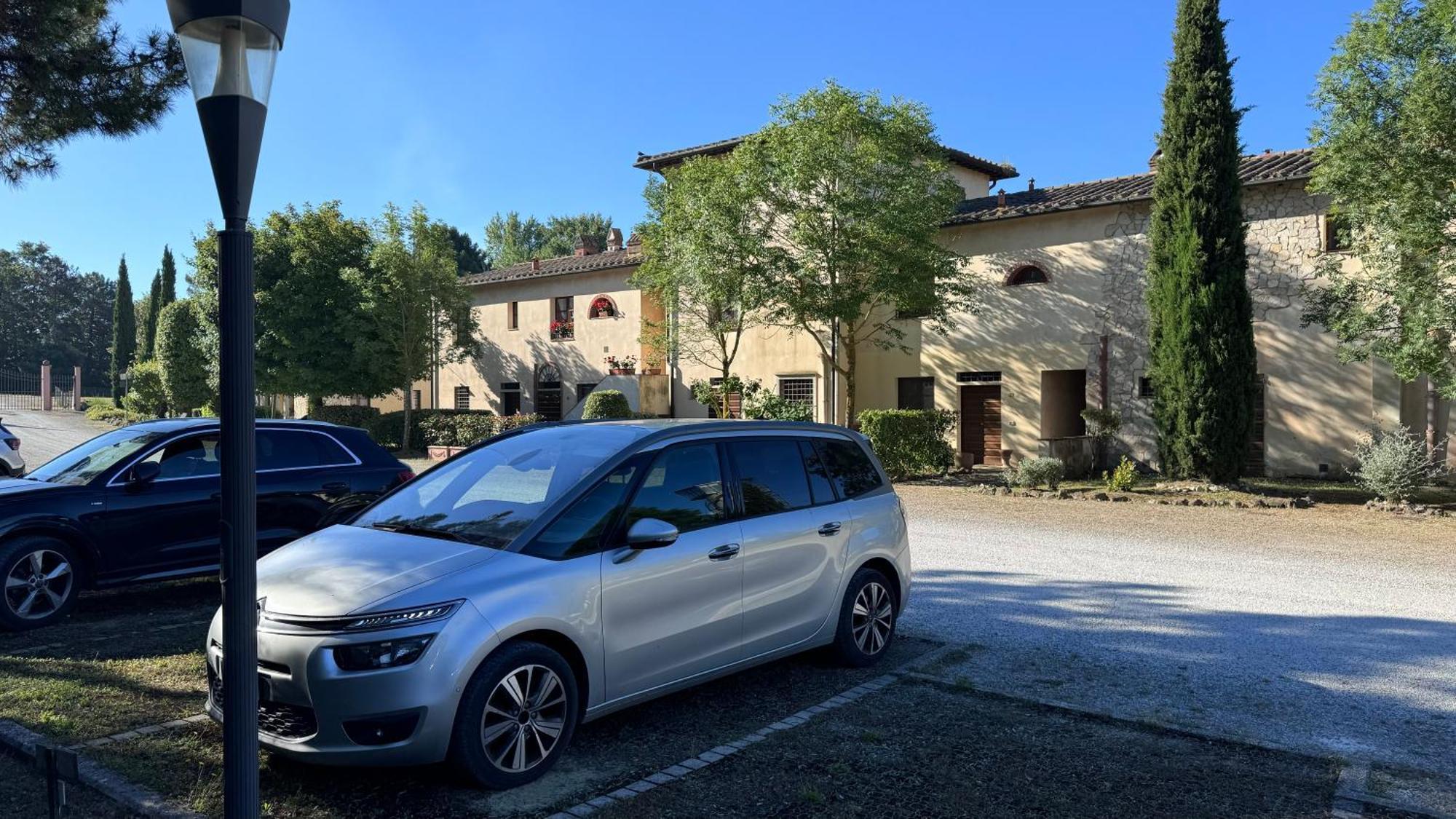 Appartamento Isenesi Gambassi Terme Εξωτερικό φωτογραφία